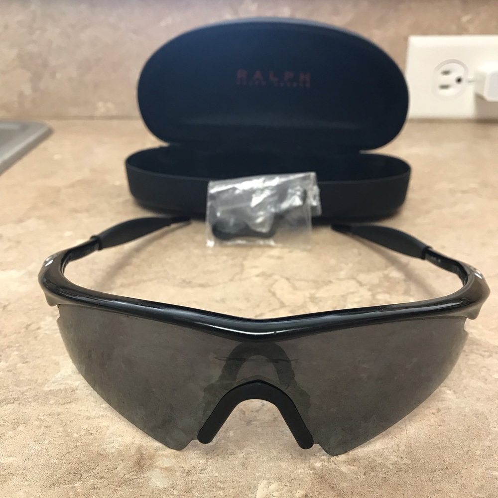 Oakley M Frames w/ a case and extra nose piece